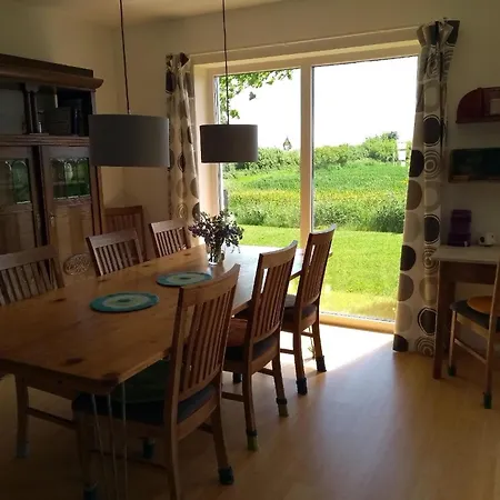 Gemutliches Ferienhaus Mit Garten Und Blick Auf Schlei بيت للعطل *