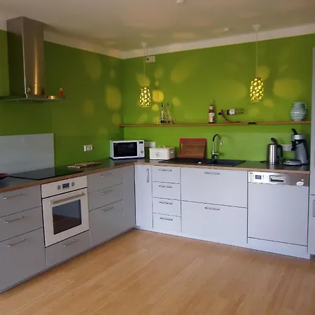 Gemutliches Ferienhaus Mit Garten Und Blick Auf Schlei بيت للعطل Grodersby