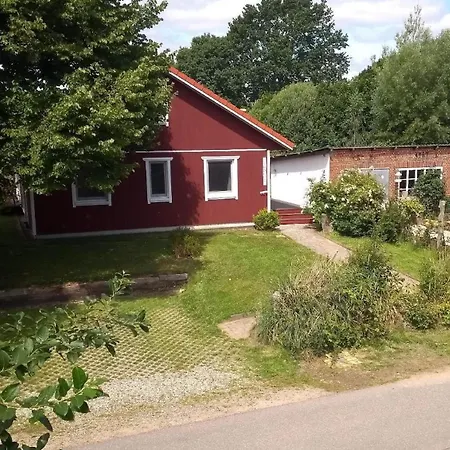 Gemutliches Ferienhaus Mit Garten Und Blick Auf Schlei *