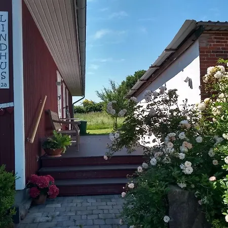 Gemutliches Ferienhaus Mit Garten Und Blick Auf Schlei بيت للعطل *